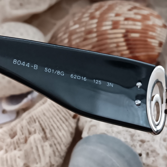 🖤🌞🕶️BVLGARI BLACK SUNGLASSES🕶️🌞🖤 - Picture 6 of 13